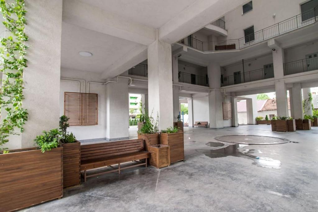 Grand Excelent New Ultra Central Apartments Кишинёв Экстерьер фото